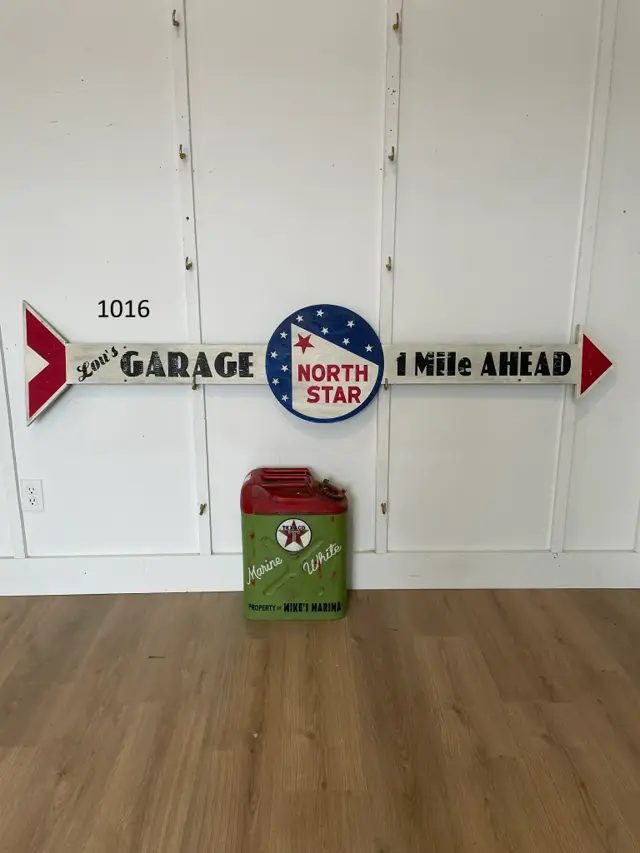 North Star Lou's Garage Directional