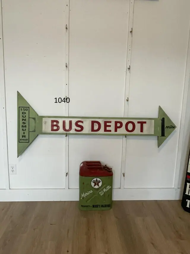 Bus Depot Dunsmuir Directional